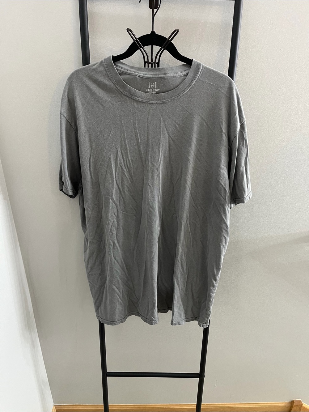 George Men's Gray Short Sleeve Crew Neck Tee
